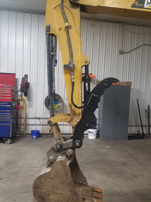 CAT 305.5 hydraulic thumb