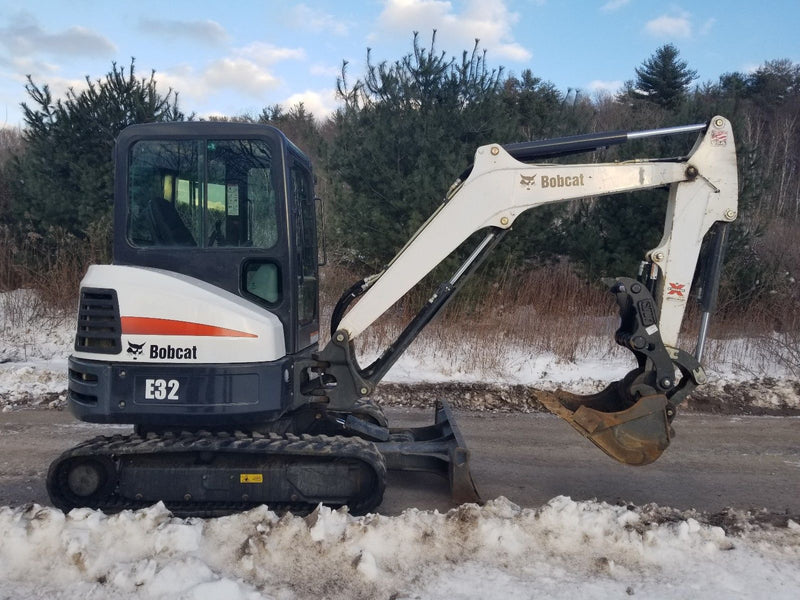 Bobcat E32 & E35 Hydraulic Excavator Thumb w/ Hoses – showtime-fab